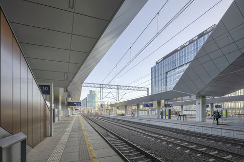 Lastra di paramento in materiale composito - Warsaw Zachodnia Station - ALUCOBOND - in alluminio / per esterni / urbana