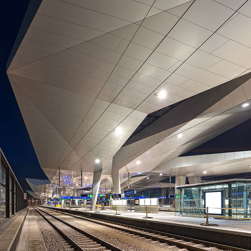 Pannello in composito di rivestimento - HAUPTBAHNHOF WIEN  - ALUCOBOND - per tettoia d'entrata / per edificio / resiste alle intemperie