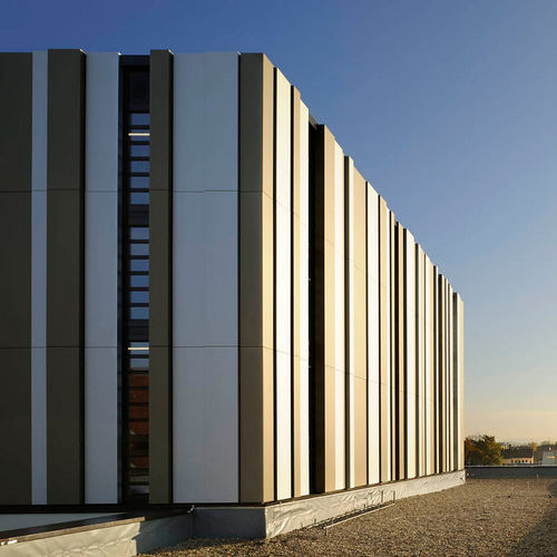 Rivestimento di facciata in pannelli - UNIVERSITY LIBRARY ERLANGEN - ALUCOBOND - in alluminio / in composito / a incastro