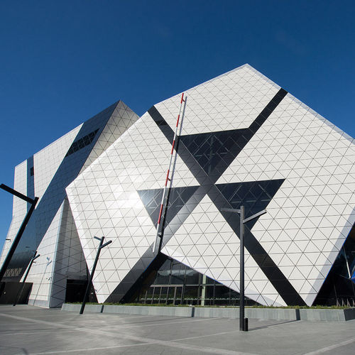 Rivestimento di facciata a cassetta - PERTH ARENA - ALUCOBOND - in composito / in alluminio / a incastro