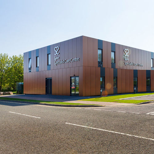 Rivestimento di facciata a cassetta - SPIRE HEALTHCARE  - ALUCOBOND - in composito / in alluminio / in rame