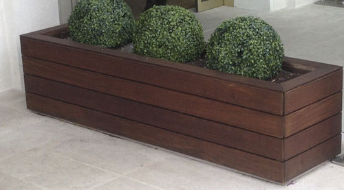 Fioriera in legno composito - plasticos escanero s.l - rettangolare / contemporanea / contract