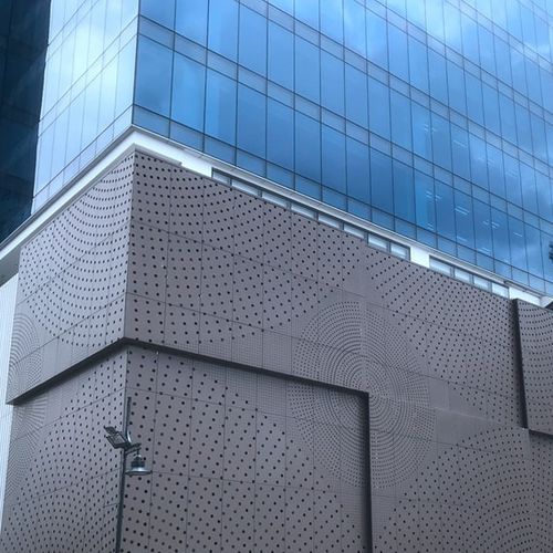 Rivestimento di facciata in fogli - MCT-004 - M-City Aluminum Co., Ltd. - in alluminio / perforato / aspetto metallo