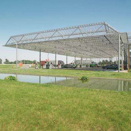Tettoia per posto-auto contract - Forzon - su misura / prefabbricata / in acciaio