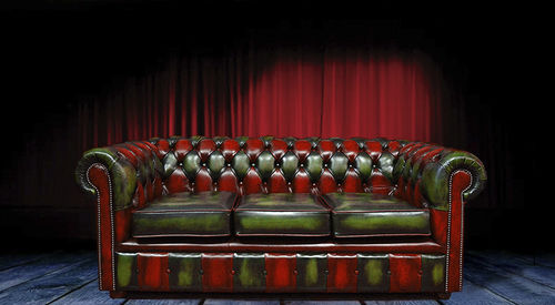 Divano chesterfield - VEGGIE  - Harleq - in pelle / multicolore / rosso