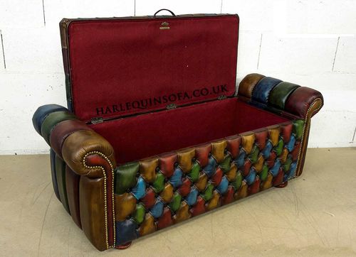 Divanetto imbottito chesterfield - Harleq - in pelle / con contenitore / multicolore