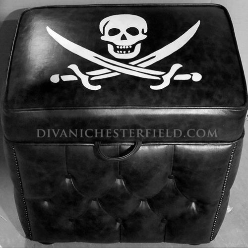 Pouf chesterfield - EXCLUSIVE - Harleq - in pelle / quadrato / altre forme