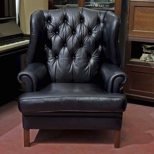 Poltrona chesterfield - VINTAGE  - Harleq - in pelle / a orecchioni / nera