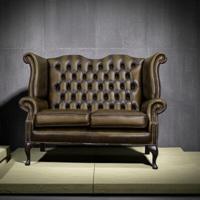 Divano chesterfield - QUEEN ANNE - Harleq - in faggio / con schienale alto / su misura