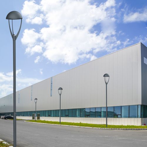 Lampione urbano - IAERO - BSI LIGHTING TECHNOLOGIES INC. - contemporaneo / in ghisa di alluminio / in acciaio inossidabile