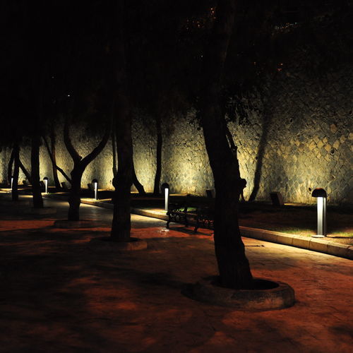 Lampioncino contemporaneo - IPARYO - BSI LIGHTING TECHNOLOGIES INC. - in acciaio inossidabile / in ghisa di alluminio / con diffusore in vetro temprato