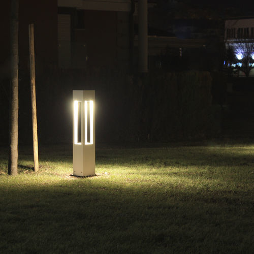 Lampioncino da giardino - ILARA - BSI LIGHTING TECHNOLOGIES INC. - contemporaneo / in alluminio / LED