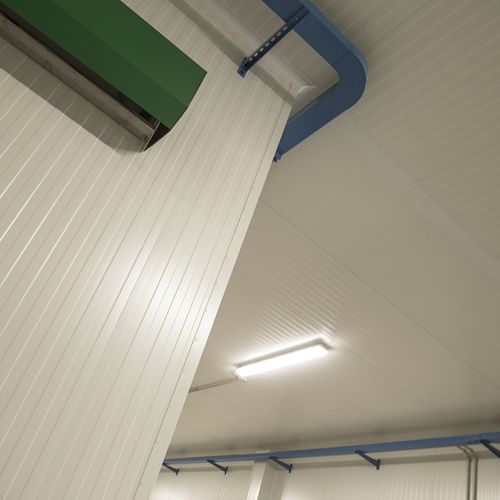 Pannello sandwich per facciata - ISOBOX PLISSÉ - ISOCINDU SA DE CV - per muro / per parete / bifacciale metallico