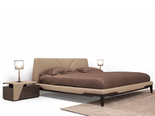 Letto matrimoniale - V147  - Aston Martin - contemporaneo / imbottito / con testiera