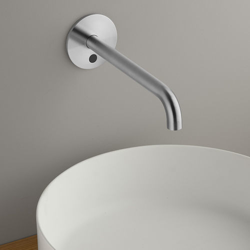 Miscelatore per lavabo - QST3290 series - QTOO - da parete / elettronico / in acciaio inossidabile