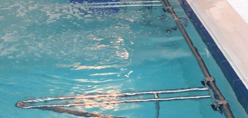 Barra di sostegno in acciaio inossidabile - France REVAL - in plastica / in acciaio inossidabile 316L / per piscina pubblica