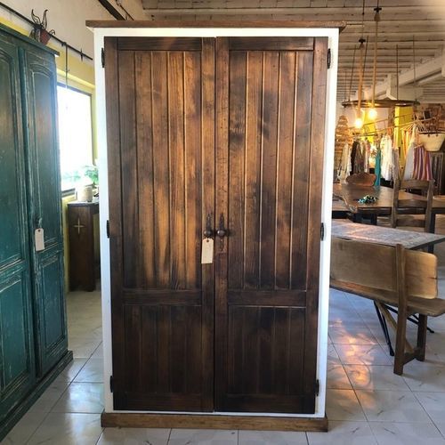 Armadio in stile rustico - AR-02 - El roure vell - in legno / con ante battenti