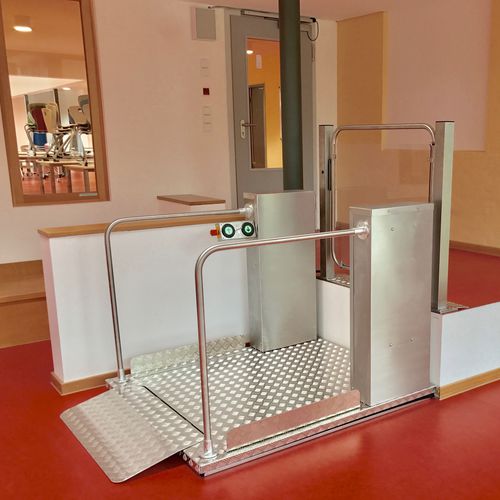 Piattaforma elevatrice per sedia a rotelle - MB850 - liftwerk - per edificio / ad uso professionale / da esterno