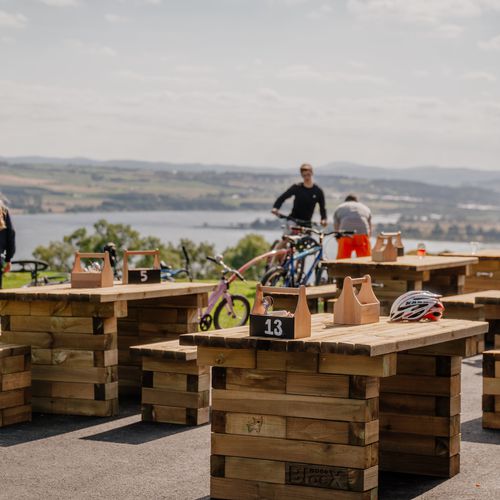 Tavolo da picnic contemporaneo - GLENCOE - WoodBlocX Ltd - in pino / con supporto in pino / rettangolare