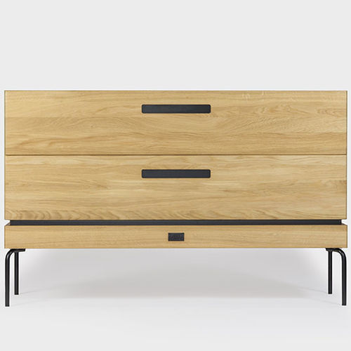 Cassettone con piedi alti - Ehe - Kaissu - design minimalista / in rovere / in legno massiccio