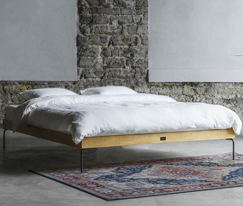 Letto matrimoniale - Ehe - Kaissu - design minimalista / FSC / in rovere