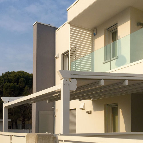 Pergola addossata - Pergo Space - Eredi di Pozza, IL PARCO - sospesa / autoportante / in PVC