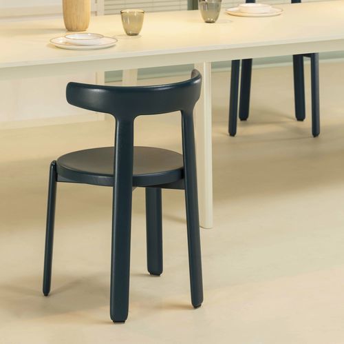 Sedia contemporanea - TURA - Vergés - da esterno / in legno massiccio / con supporto in legno