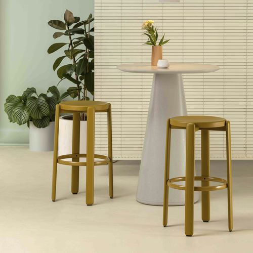 Sgabello contemporaneo - TURA 527 - Vergés - in frassino / in ferro / con supporto in legno