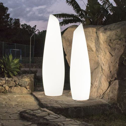 Colonna luminosa contemporanea - FREDO - NEWGARDEN - in polietilene / LED / da esterno