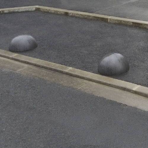 Dissuasore di sosta - DEMI-SPHÈRE - Activia Mobilier Urbain - di sicurezza / fissa / in ghisa