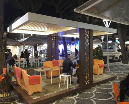 Pergola autoportante - DEHORS - Unica living design Poland - in alluminio estruso / a lamelle orientabili / con copertura in tela