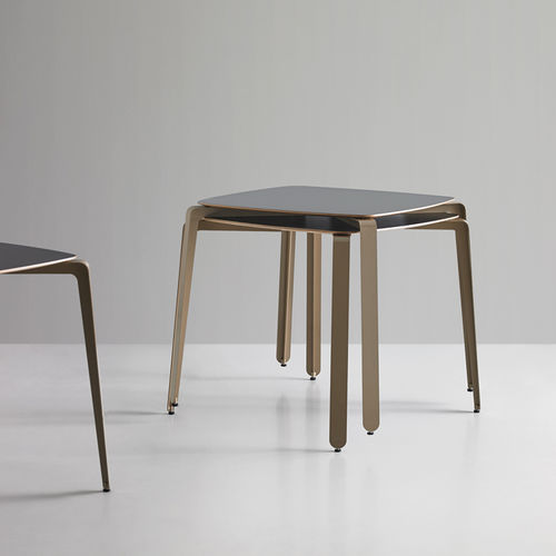 Tavolo contemporaneo - CUA - Mobboli - in legno compensato / con supporto in metallo / rettangolare