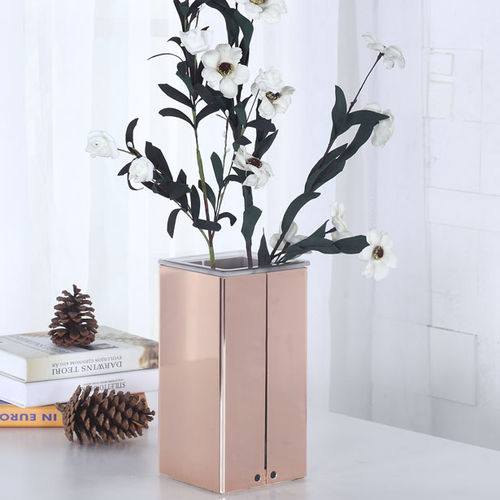 Vaso contemporaneo - SANTA - camino - in vetro / in legno / in metallo
