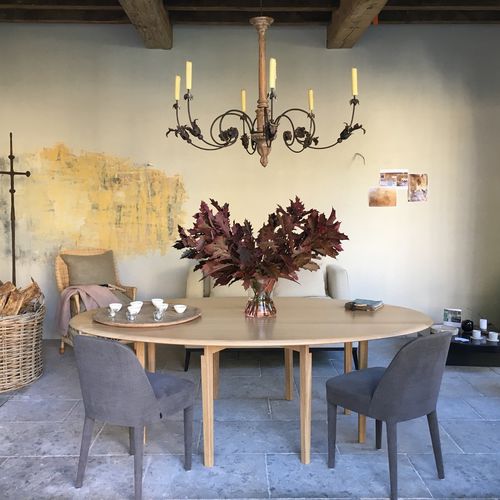 Tavolo contemporaneo - DIANE TABLE - Defleure Home Collection - in rovere / con supporto in quercia / ovale