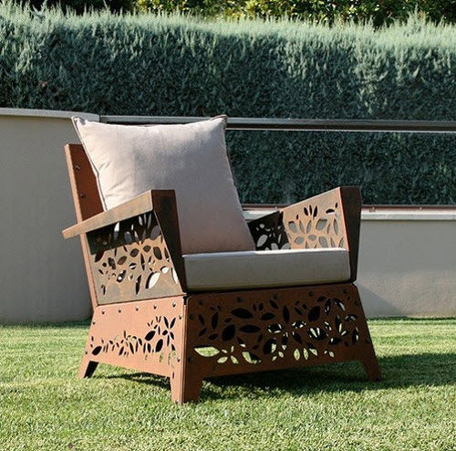 Poltrona contemporanea - HANAMI - Trackdesign - idrorepellente / in acciaio COR-TEN® / con cuscino rimovibile