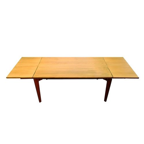 Tavolo contemporaneo - LEGGERO 02  - Trackdesign - in rovere / impiallacciato in legno / con supporto in acciaio COR-TEN®