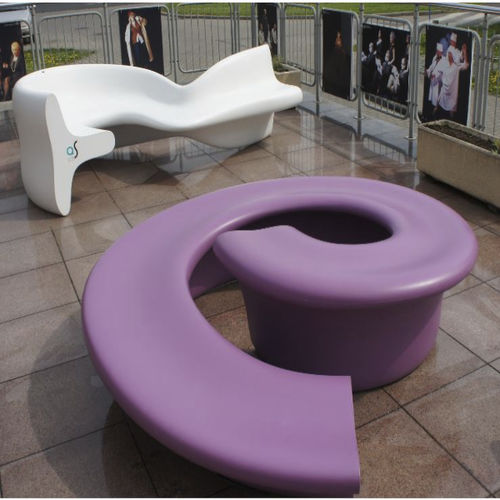 Panca per spazi pubblici design originale - CITY ALPHABET E - Astrini Design - in composito