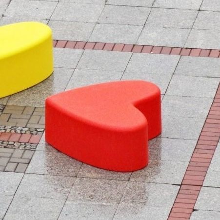 Sedia design - Astrini Design - urbana / in fibra di vetro / in poliestere