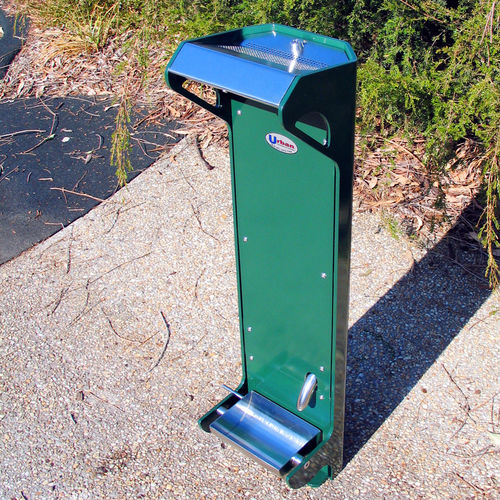 Fontanella da esterno - PF600 - Urban Fountains and Furniture - in metallo / per spazi pubblici / per scuola