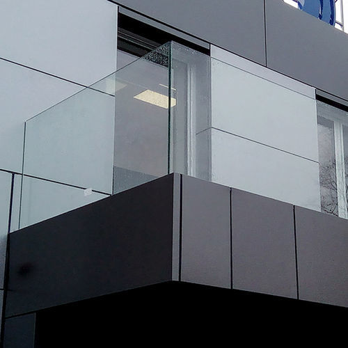 Ringhiera in vetro - VETRO - Aluminante - pannelli in vetro / da esterno / per balcone