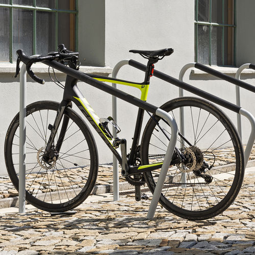 Poggia-biciclette a pavimento - BIKEME - STREETPARK s.r.o. - per spazio pubblico / in acciaio galvanizzato / professionale