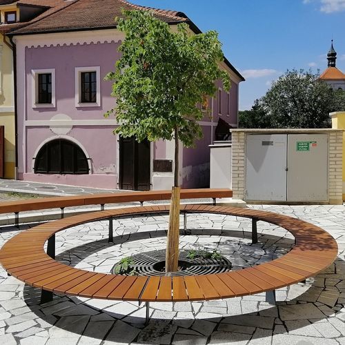 Panca per spazi pubblici contemporanea - RADIANO - STREETPARK s.r.o. - in acciaio galvanizzato / in legno / senza schienale