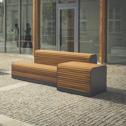 Panca per spazi pubblici contemporanea - GRADUA - STREETPARK s.r.o. - in acciaio / in legno / modulare