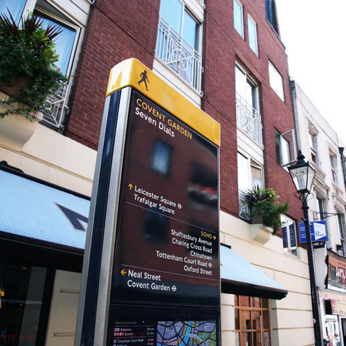 Totem di segnalazione - WAYFINDING - ajwells - per spazio pubblico