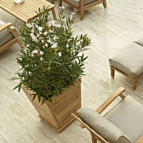 Fioriera in teak - HERITAGE - Arco arredi
Arco arredi - quadrata / verticale / contemporanea