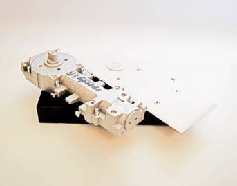 Sistema di chiusura automatico per porta a battente - M68Z - Casma