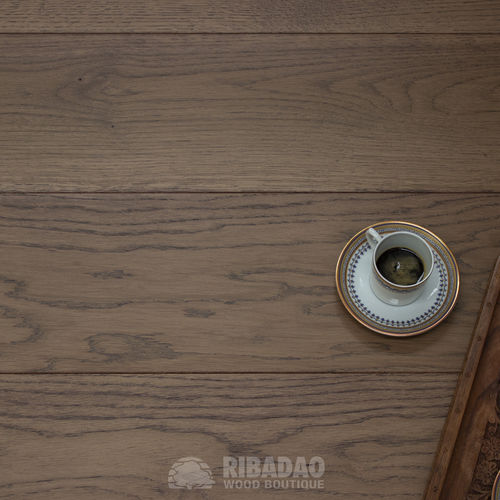 Parquet multistrato - TIBRE - Ribadao Wood Boutique - in rovere / in legno di latifoglie / spazzolato