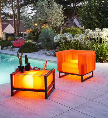 Tavolino basso luminoso - Yoko - MOJOW DESIGN - contemporaneo / in poliuretano / con supporto in alluminio