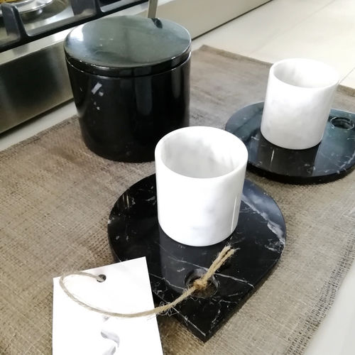 Zuccheriera in marmo di Carrara - ART. 12 - Vie Del MarMo - contract