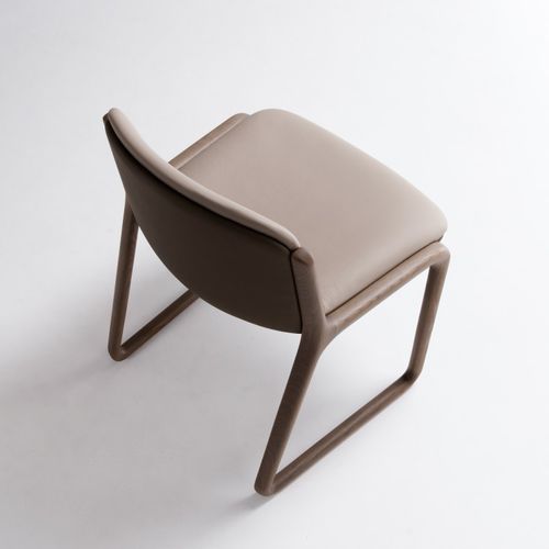Sedia da pranzo contemporanea - EIGHT - CondeHouse - da interno / in tessuto / in pelle